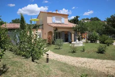 Image de Gite indépendant au 1er étage avec terrasse et accès privés.