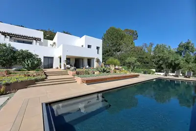Image de Montecito Modern - Un chef-d'œuvre contemporain à Montecito
