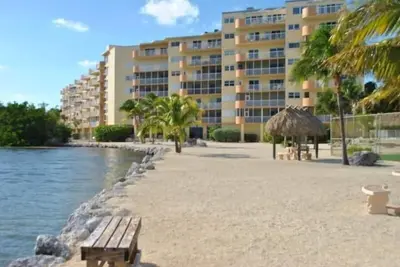 Image de Magnifique condo 2 chambres avec vue sur l'océan - SeaGulls # 406