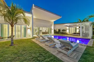 Image de Superbe villa sur la cĂ´te ouest Ă quelques minutes de la plage de Mullins
