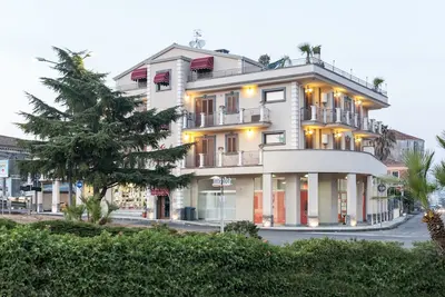 Image de Luxuri Appartement PRÈS De La Mer Et Etna