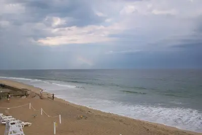 Image de Emplacement! Propriété front de mer sur la plage de Misquamicut.