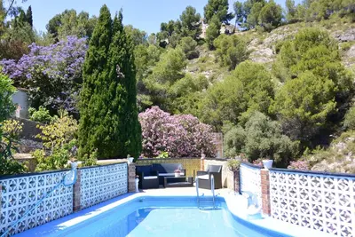 Image de Belle villa près d'Oliva avec piscine privée, terrasse et vue sur la mer