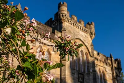 Image de Château de Craufurdland - Tranquillité à la campagne à seulement 20 minutes de Glasgow City Ce