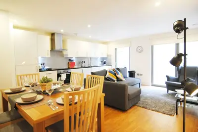 Image de Appartement moderne 2 chambres près Hyde Park à Bayswater 1