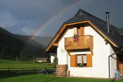 Image de Maison avec vue sur la montagne, calme et très bien situé