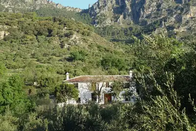 Image de Betania. Maison avec piscine dans la belle vallée de Grazalema