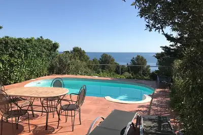 Image de Loue superbe appartement vue mer Costa Brava, Jardin et Piscine privative