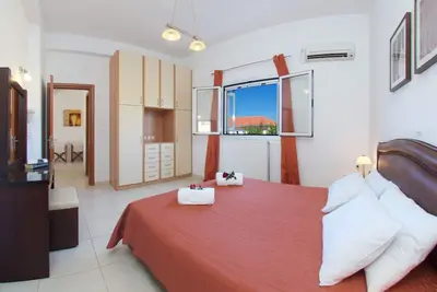 Image de Diamanto Complex Superior Apartment With Shared Pool, Sea And Mountain Views