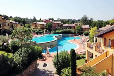 Image de Lac de Garde 3, Borgo Torchio