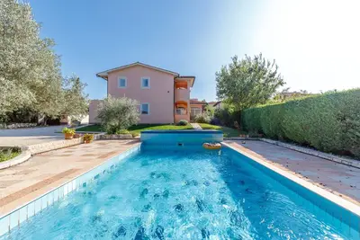 Image de Piscine Villa Brioni 2 Ce avec piscine privée près de la plage au nord de Pula
