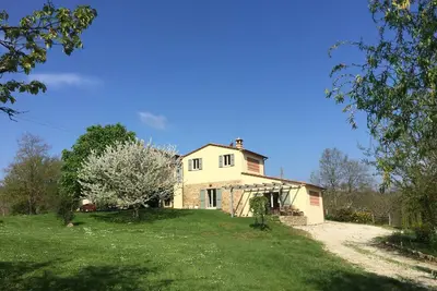 Image de Maison D'HÔTES Idyllique Avec Piscine De 20 M De Long En Toscane MÉDIÉVALE Et DÉBUT De Renaissance
