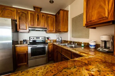 Image de Suite Condo Coin 2b / 1b Avec Vues