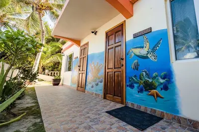 Image de Suite \"Sea Turtle\" en bord de mer