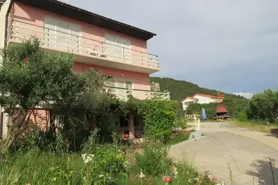 Image de Appartement récemment rénové dans un endroit idyllique au coeur du Barbat