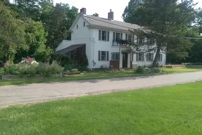 Image de Grand studio près du lac Buckeye