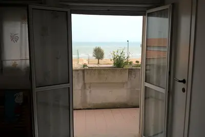 Image de Marotta Beach Front À Louer