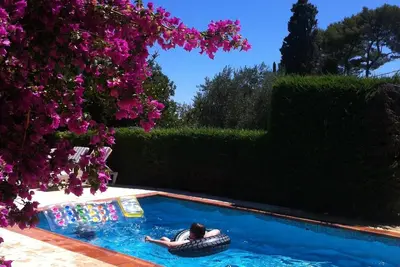 Image de Provençal Mougins Maison de village avec jardin et piscine