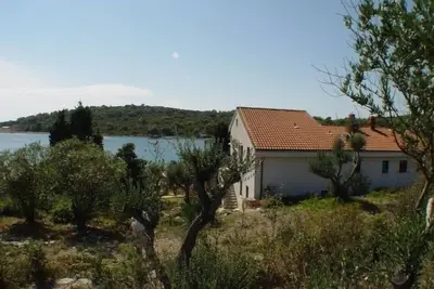 Image de Appartement dans Mali Lošinj avec vue mer, terrasse, Climatisation, Wifi (3780-2)