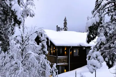 Image de Station de ski lodge de montagne nouvellement construit dans Skalspasset haut niveau et sauna agréables
