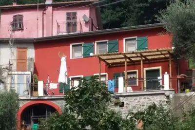 Image de Belle maison de vacances avec vue sur la mer dans le sud de la Ligurie