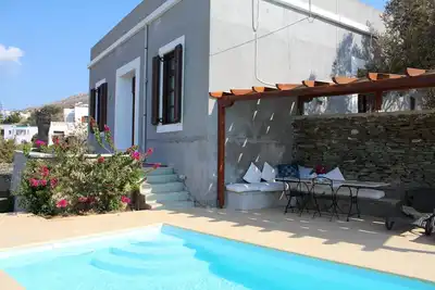 Image de Belle villa avec piscine directement sur la mer, wifi, 8 pers. | Syros, Cyclades