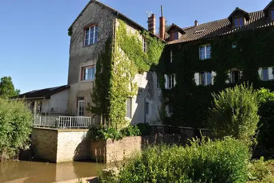Image de Moulin de Merzé : le Rouge-Gorge