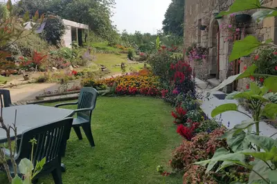 Image de gite de charme dans tres vieux manoir de 1520, avec Wifi