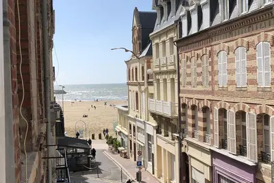 Image de Plage Ă deux pas! Tout Ă pied!