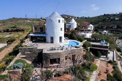 Image de Maison de vacances idéalement situé à côté de la mer, piscine, wifi | Koundouros, Kea