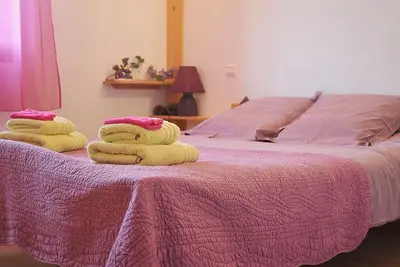 Image de Chalet De La Yodine - Gite 27 Personnes En Savoie - Tarentaise Vanoise Chambre 8