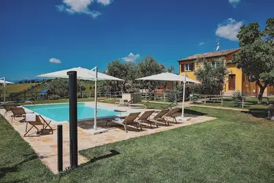 Image de Montenovo Country House Shabby Chic 20% de réduction du 01-09 au 31-10