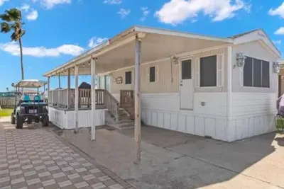 Image de Long Island House dans la région de la baie de Port Isabel