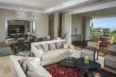 Image de Grand Luxxe 2br Spa- 2 Massages Gratuits Et 16 Rondes De Golf