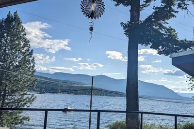 Image de Suite de navigation sur le Sunny Shuswap!