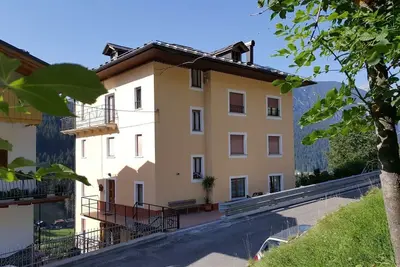 Image de Appartement confortable au dernier étage dans les Dolomites
