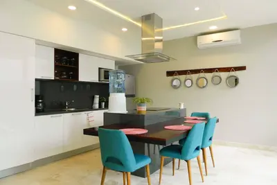 Condo 1 chambre à la mode avec tous les services