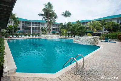 Grand Cayman - 7 Mile Beach - Condo - 24 mars - 31 mars 18 / Location / Piscine & Spa