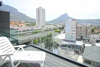Image de Penthouse 2 chambres au 6e étage avec balcon - Vues spectaculaires