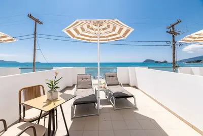 Image de Triple studio avec véranda