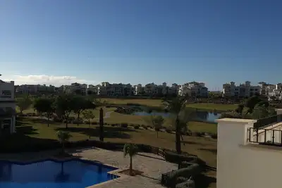 Image de Penthouse parfaitement situé à louer!