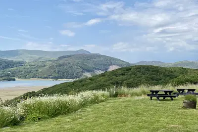 Image de Installez-vous confortablement dans l'emplacement incroyable du parc national de Snowdonia!