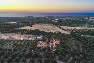 Image de Louloudaki Villas. Un complexe de villas dans la nature crétoise!