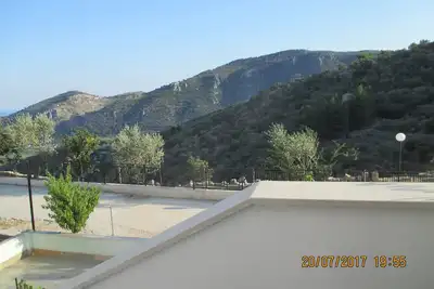 Image de Maison avec jardin dans le calme, détente