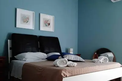 Image de Bilo De Luxe 4 lits dans résidence avec piscine et court de tennis