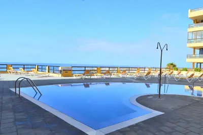 Image de Appartement Avec Solarium PRIVÉ Au Dernier ÉTAGE, WiFi, Piscines CHAUFFÉES,