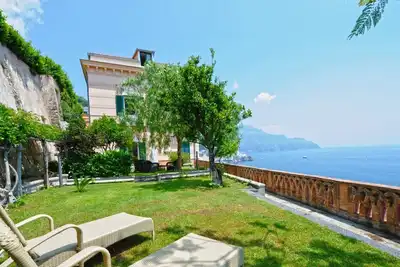 Image de Amalfi Charming 23places Villa Surplombant la mer, pas de marches, parking sur demande