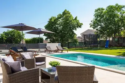 Image de Maison de vacances Barban pour 1 - 8 personnes avec 4 chambres à coucher - Maison de vacances