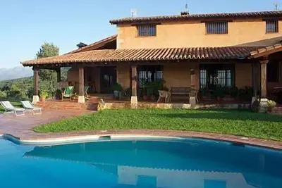 Image de Maison de campagne (location complète) La Mogorra pour 11 personnes