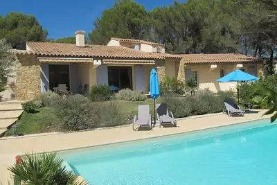 Image de Mazet de charme entre Aix en Provence et le Lubéron